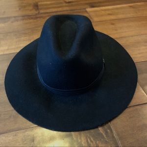 Black Wool Hat